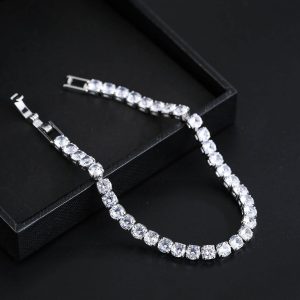 Brățară decorată cu zirconiu cubic