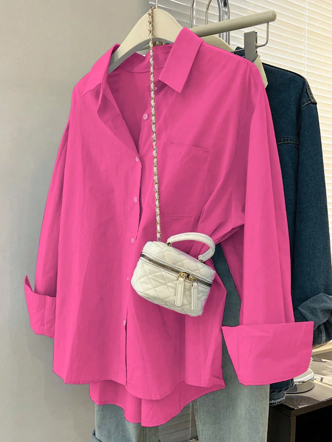 174185654959c8bd5b296209835bc1abf7c0f184ea.webp Bluză lejeră cu umăr căzut SHEIN