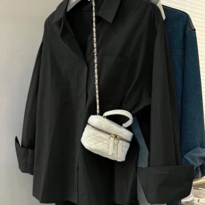 Bluză lejeră cu umăr căzut SHEIN